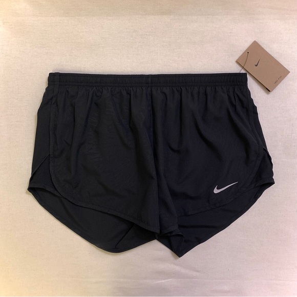 NIKE Women’s Dri-FIT Tempo Running Shorts — SMALL — Black - NWT - Picture 1 of 8